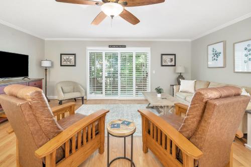 Demere Landing 150 in Saint Simons Island, United States