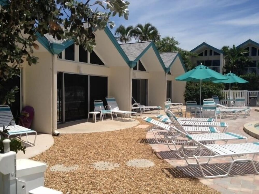 Coconuts Beach Resort - photo 154