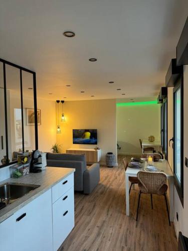 Bali Suites Basel Dreilander — hotel in Saint-Louis