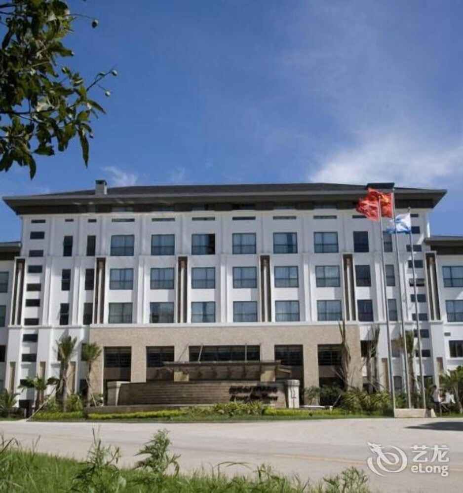 Golden Bay Resort — 4-Star Luxury Hotel in Xiamen, People's Republic of China