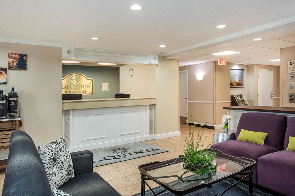 La Quinta Inn & Suites by Wyndham Melbourne Viera - photo 6