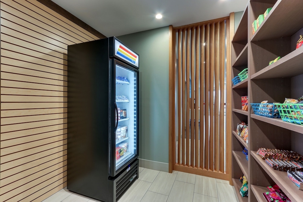 Holiday Inn Express & Suites Saugerties Hudson Valley by IHG - photo 35