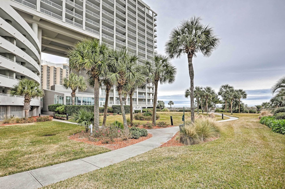 Resort Amenities and Boardwalk Beachfront Condo - photo 14