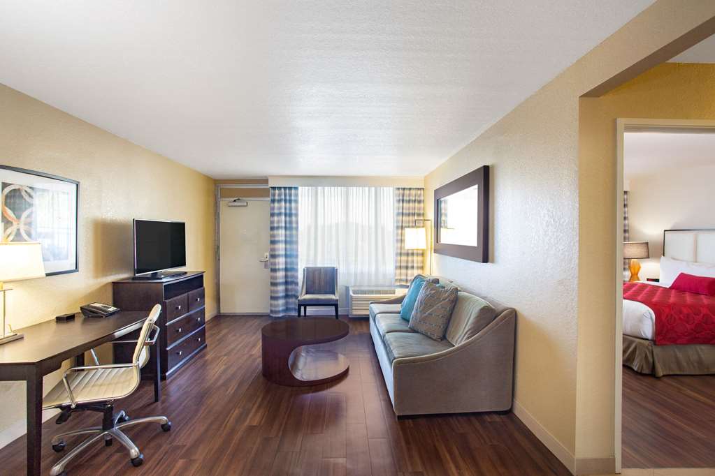 Ramada by Wyndham Venice Hotel Venezia - photo 21
