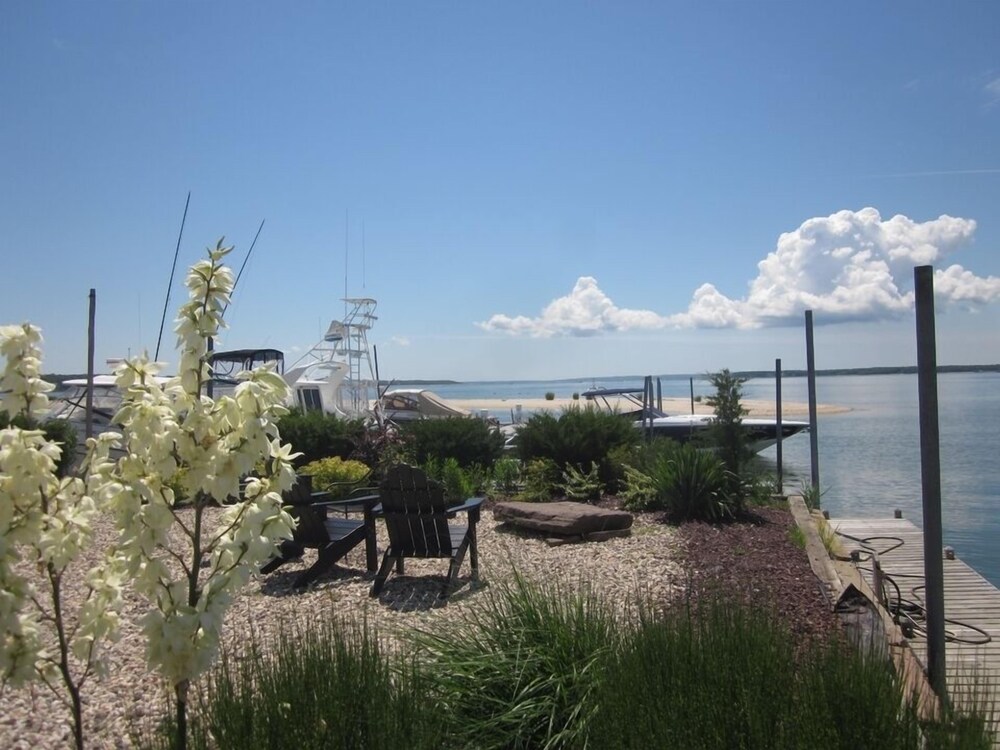 Heron Suites - photo 27