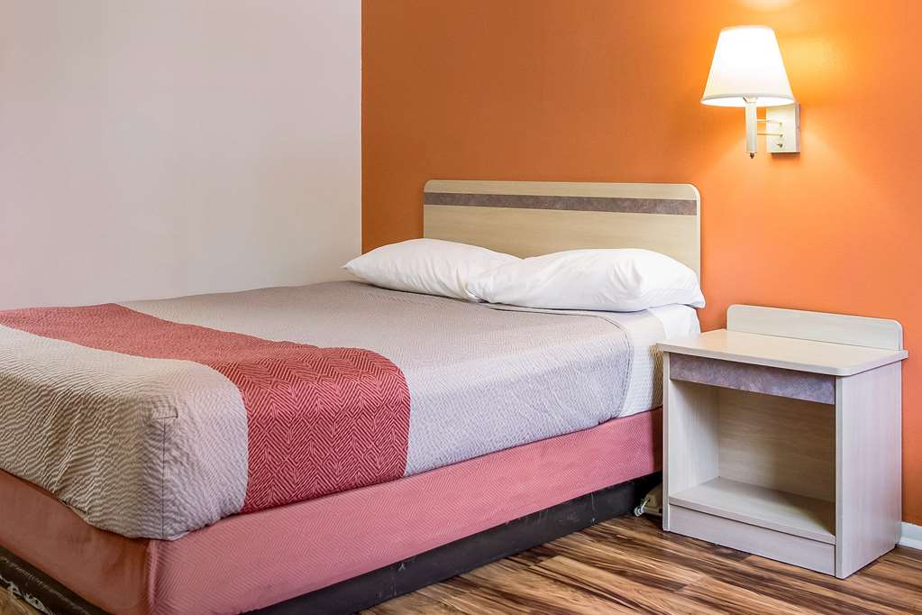 Motel 6 East Ridge TN - photo 15