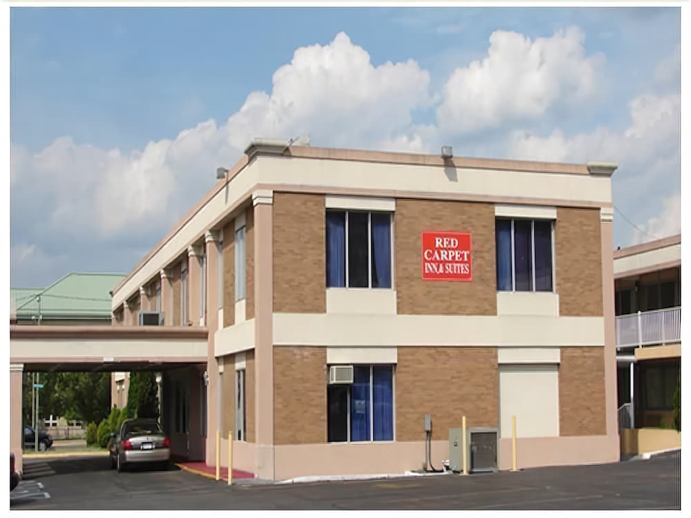 Red Carpet Inn And Suites Scranton - photo 19