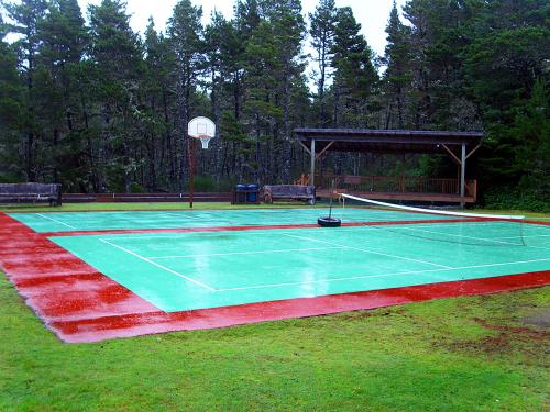 Pacific City RV & Camping Resort - photo 8