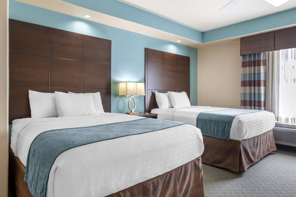 Best Western Plus Midland Suites - photo 16
