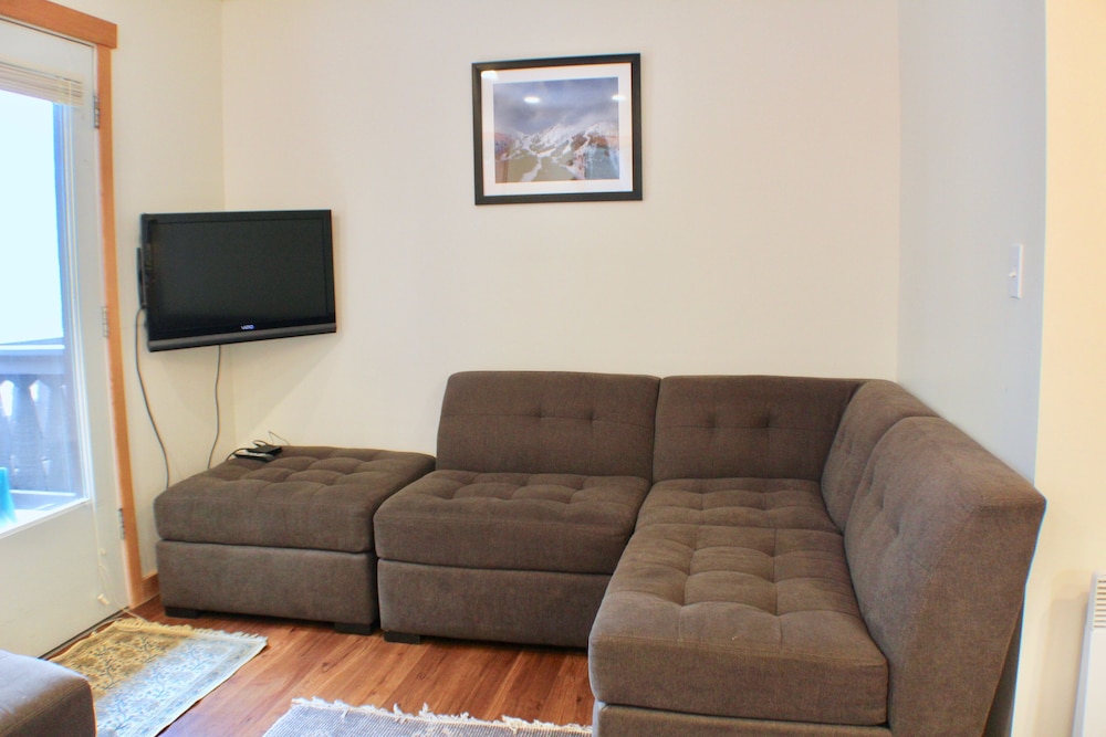 Crystal Chalets Condominiums at Crystal Mountain Ski Resort - photo 88