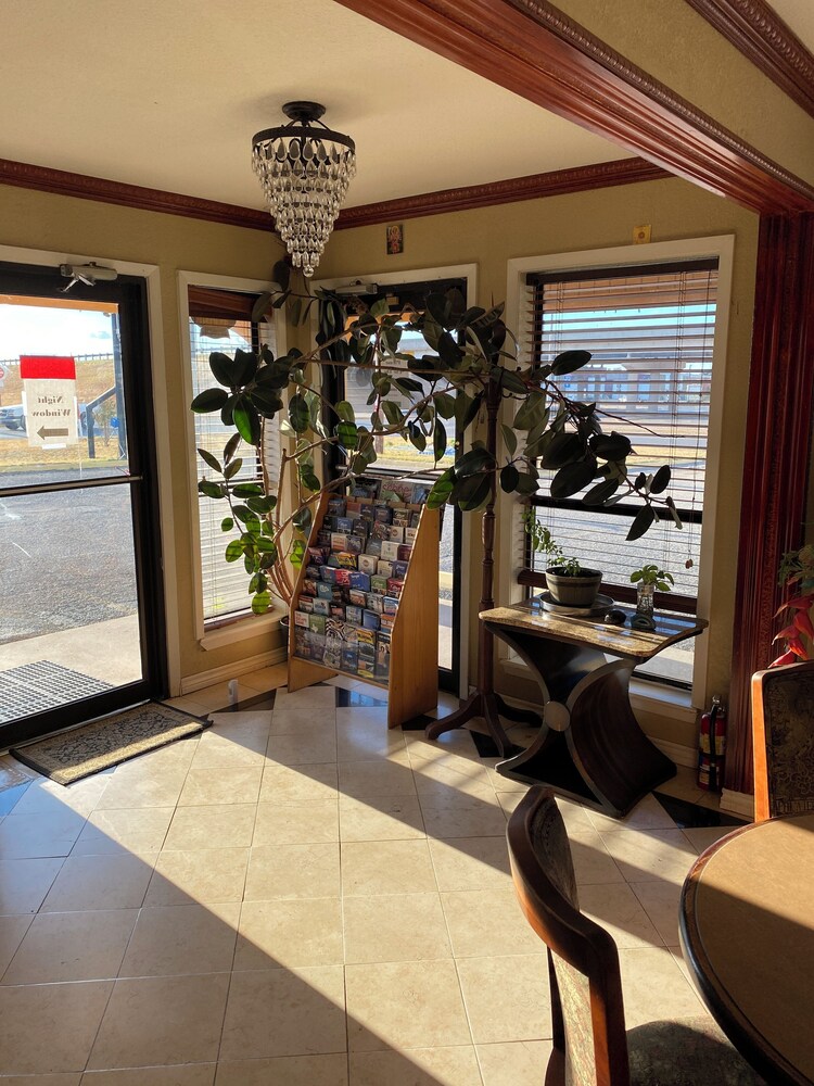 Americas Best Value Inn Abilene - photo 5