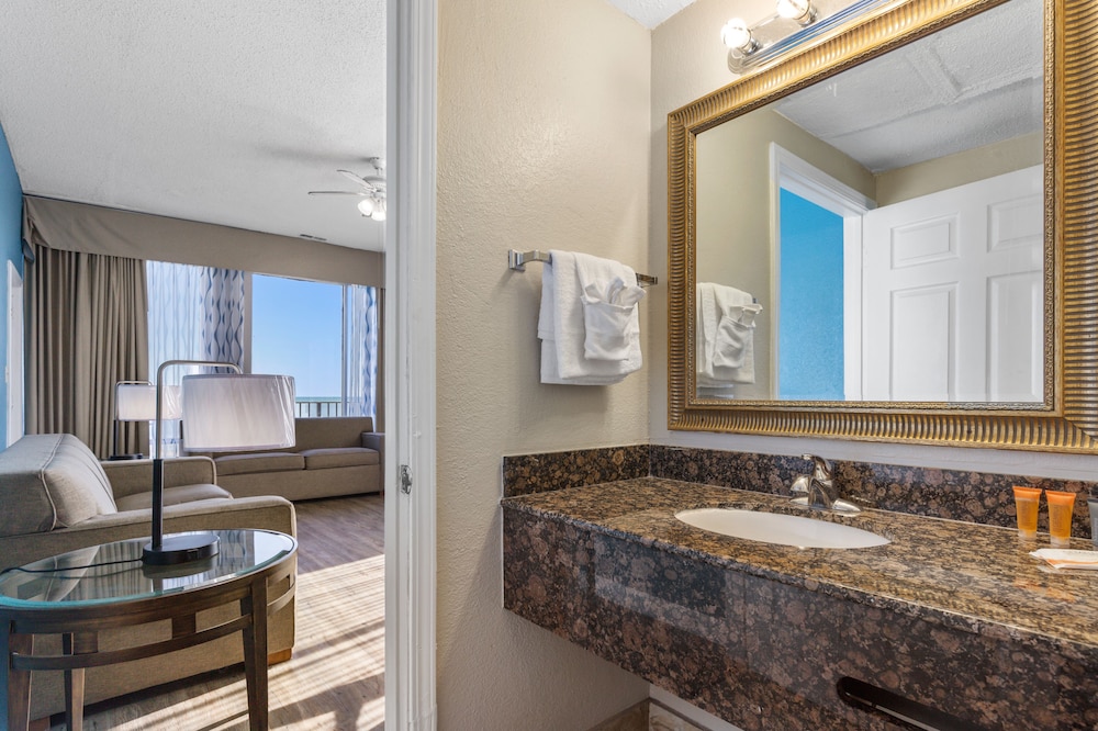 Ocean Crest Inn and Suites - photo 68