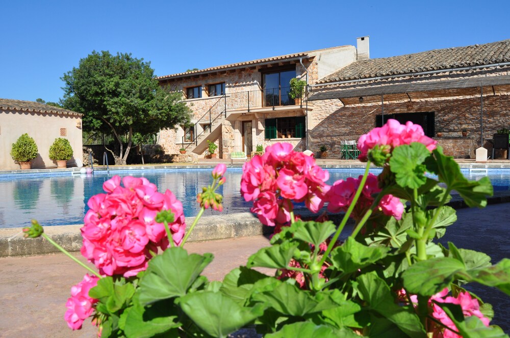 Alojamientos Rurales Cas Contador — hotel in Algaida