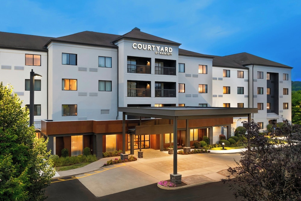 Courtyard By Marriott Danbury - photo 42