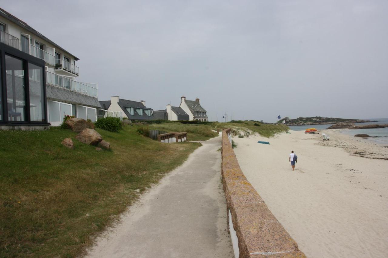 Appt Les Pieds Dans L'eau — hotel in Tregastel