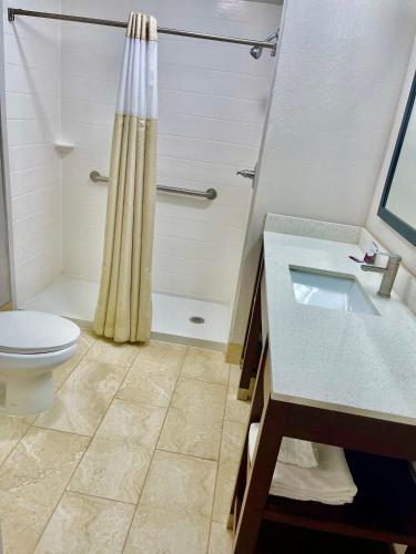Bradbury Inn - photo 18