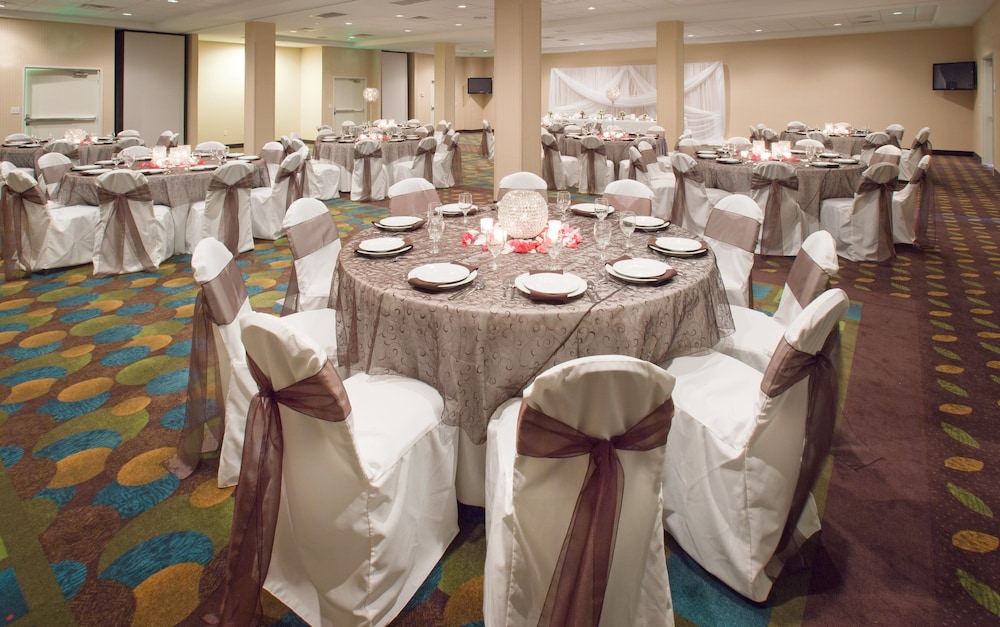 Holiday Inn Lincoln Southwest by IHG - photo 16