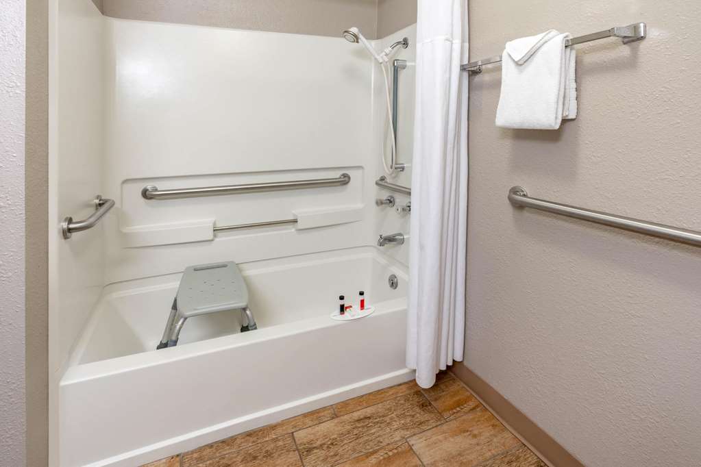 Super 8 by Wyndham Cortez Mesa Verde Area - photo 20
