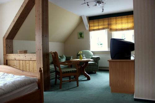 Gasthof Zur Hohen Hunau — Schmallenberg — photo 2