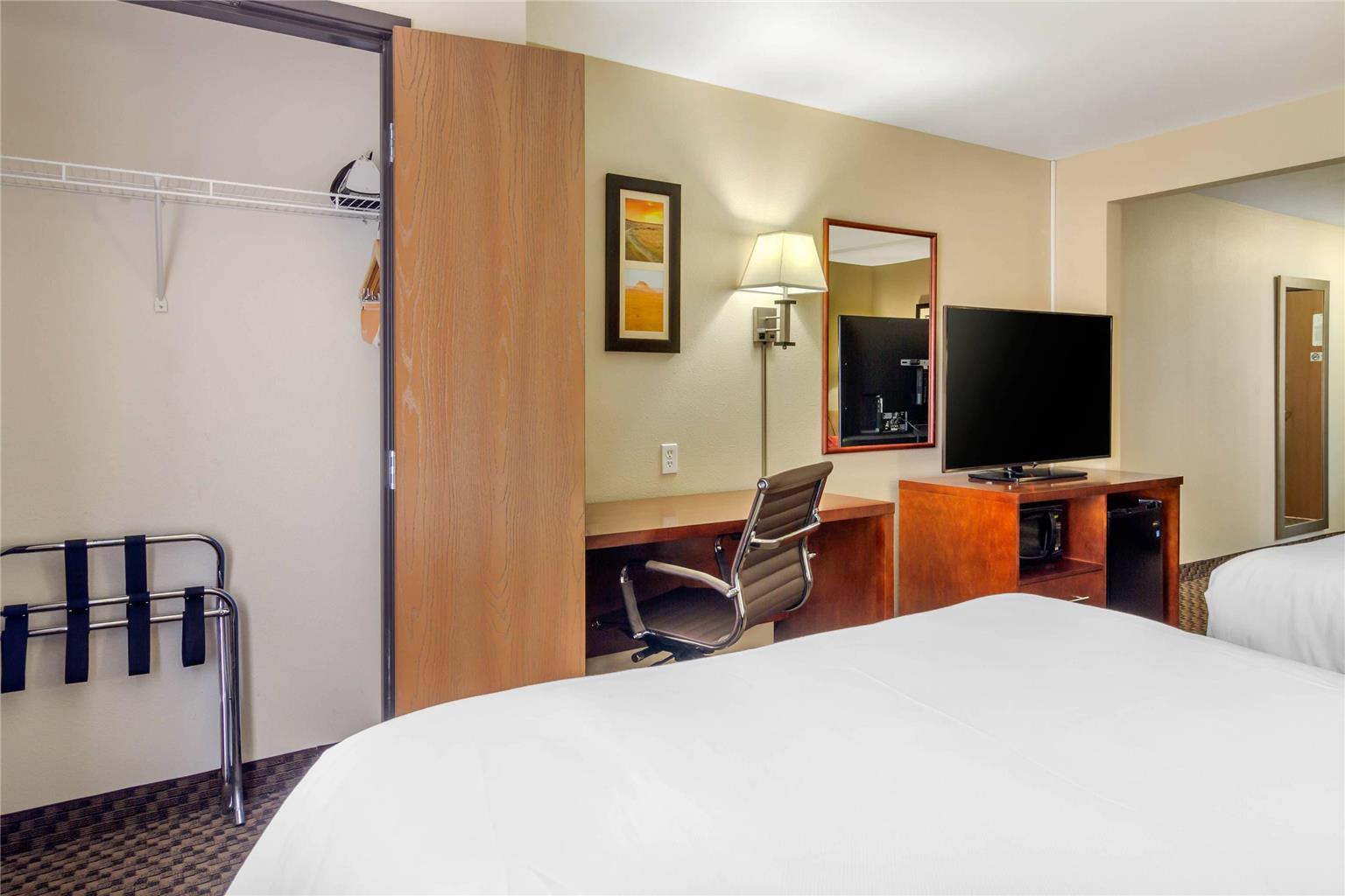 Comfort Inn & Suites Sterling - photo 28