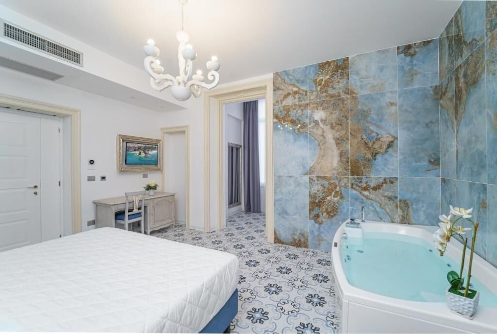 The Gentleman of Tropea in Tropea, Italy