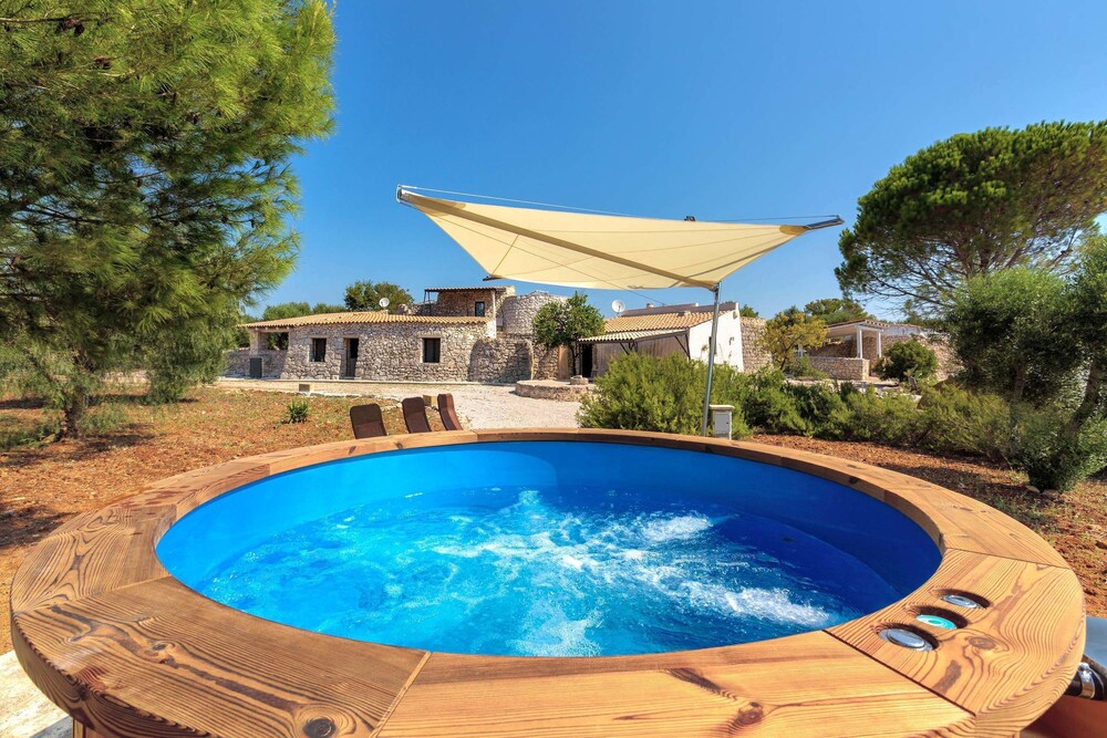 Trulli Le Scalelle — hotel in Morciano Di Leuca