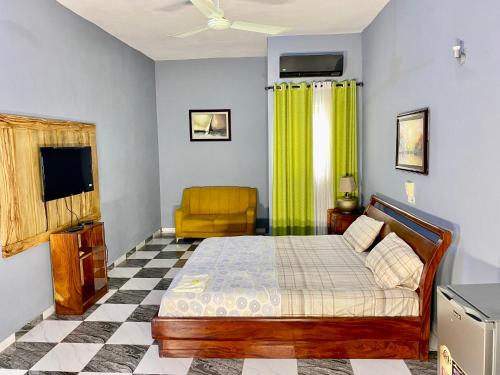 Le Petit Manoir M in Cotonou, Benin