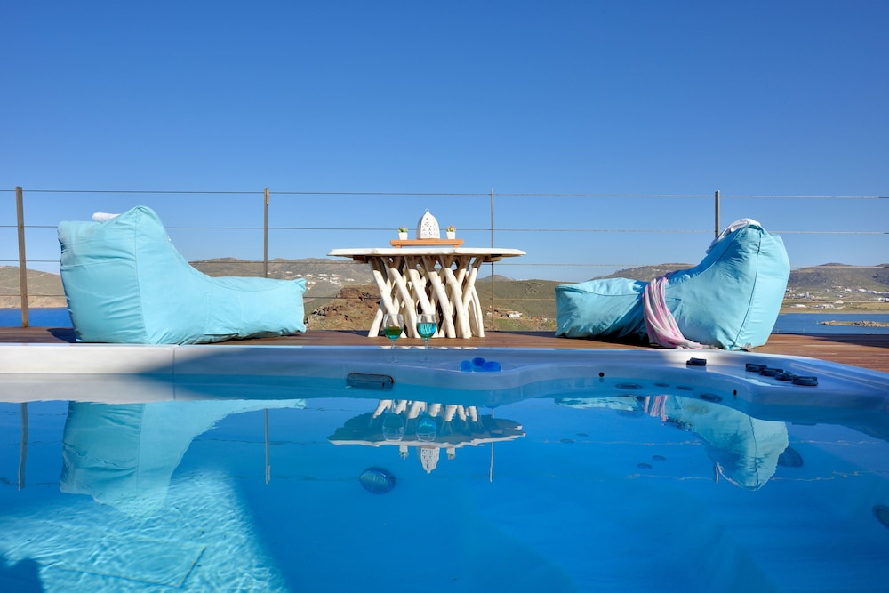 Villa Akoya III by The Pearls Collection — 4-Star Luxury Hotel in Mykonos, Greece