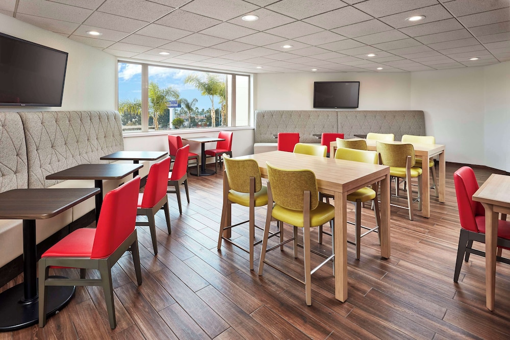 Hilton Garden Inn San Luis Obispo Pismo Beach - photo 29