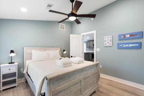 222 W Ashley Sea Breeze Minutes to the Ocean and Downtown Folly Beach - photo 11