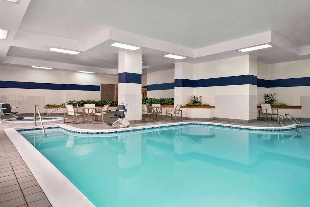 Embassy Suites by Hilton Columbus Dublin - photo 25
