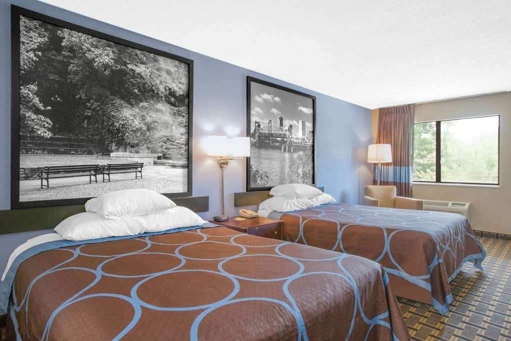 Super 8 by Wyndham Brinkley - photo 7
