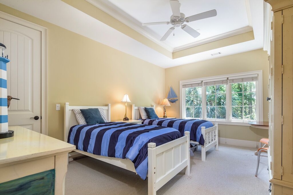 34 Baynard Cove Rd. at The Sea Pines Resort - photo 3