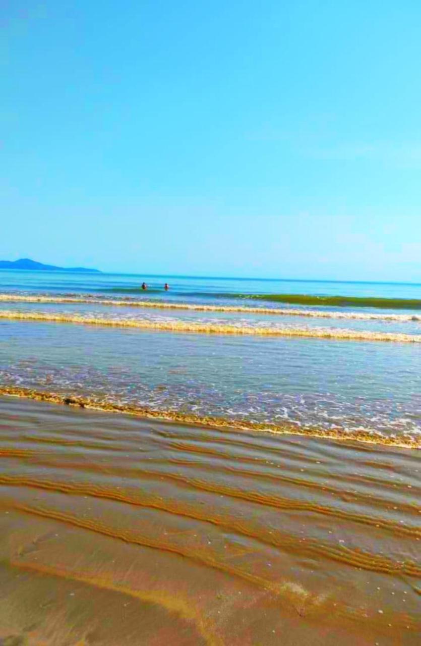 Quartos a 50 Metros Da Praia