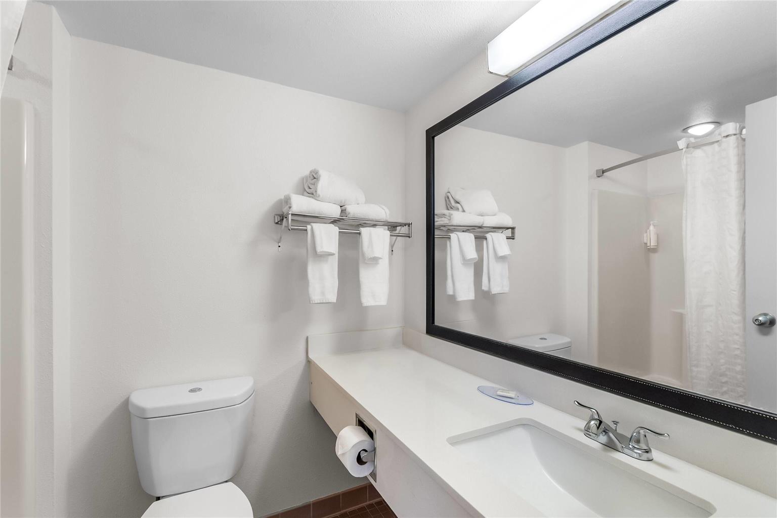 Travelodge by Wyndham Winchester - photo 13