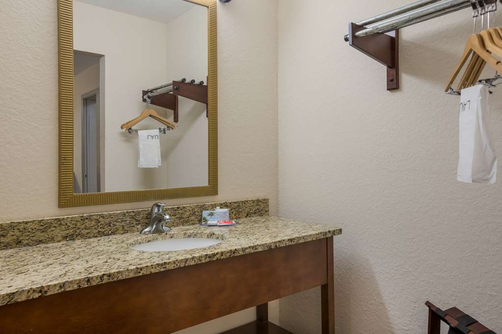 Econo Lodge Vidalia - photo 27
