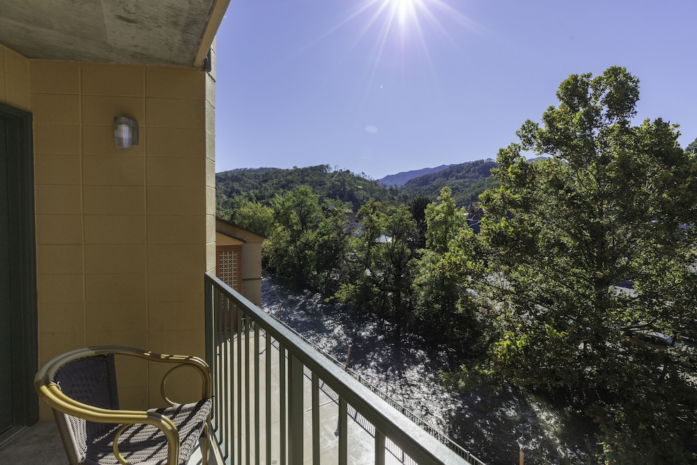 River Terrace Resort & Convention Center - photo 45