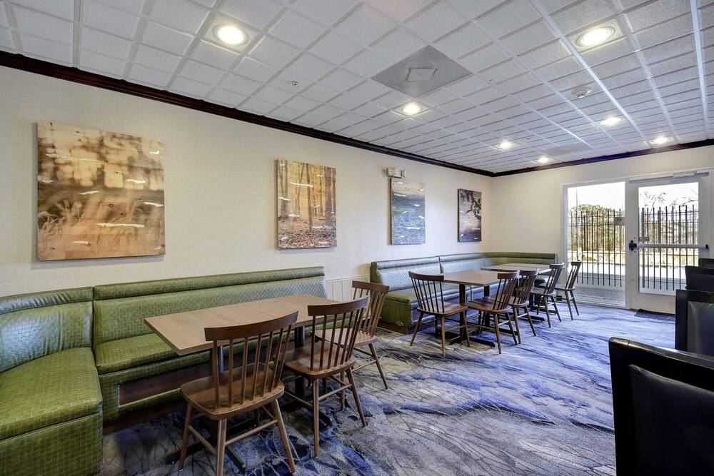 Fairfield Inn & Suites Marriott San Antonio Boerne - photo 23