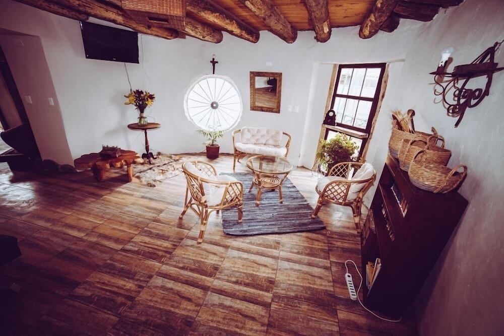 Alida - carbon neutral hotel in Civray