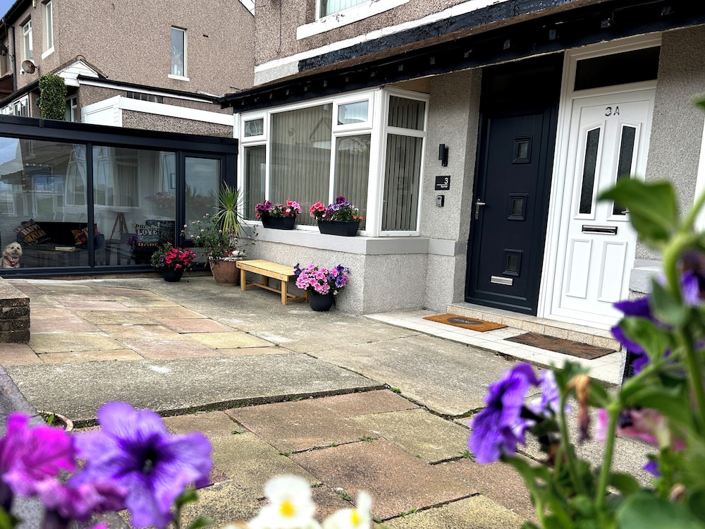 Brynmar — 4-Star Luxury Hotel in Morecambe, United Kingdom