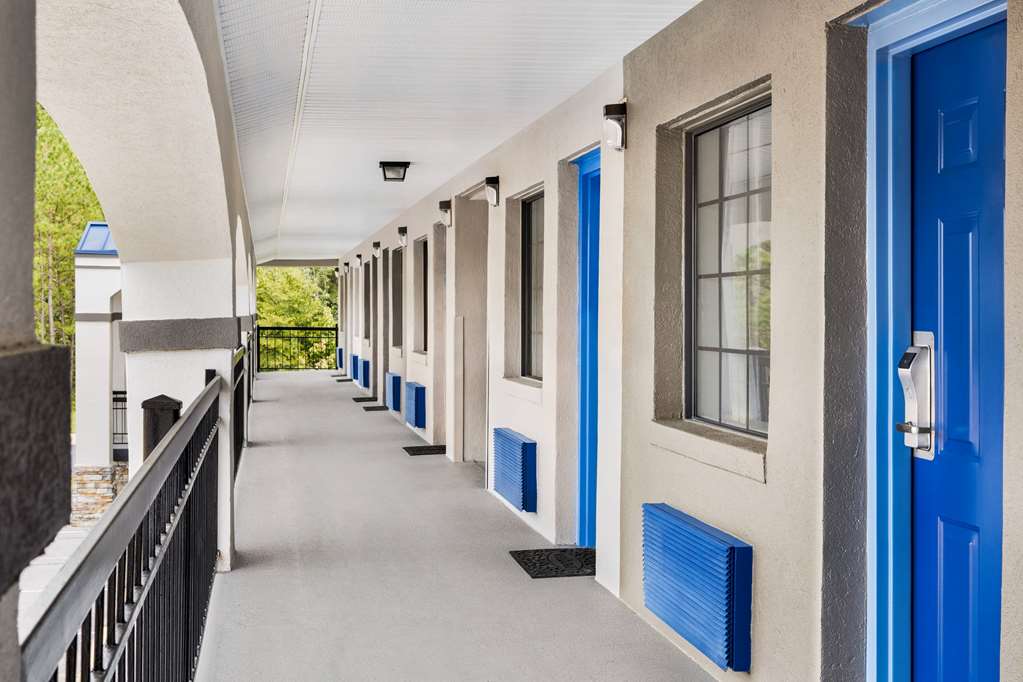 Days Inn by Wyndham Fulton - photo 3