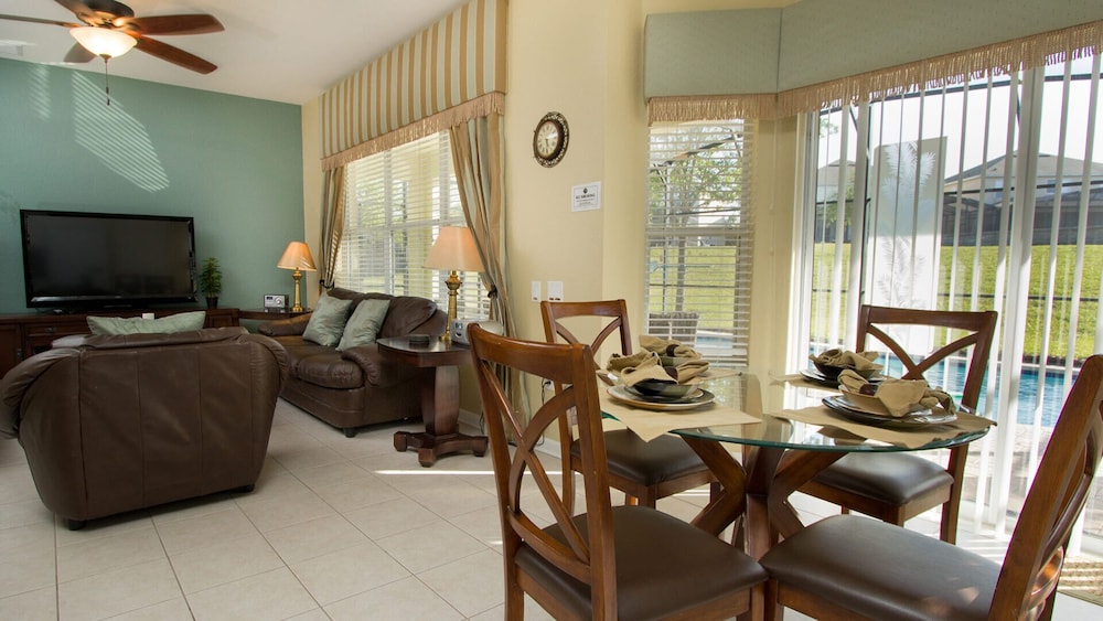 Villa in Windsor Hills Resort 1407 - photo 9
