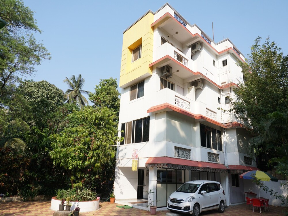 Oyo 24986 Flagship Hotel Western Resort — Lonavla