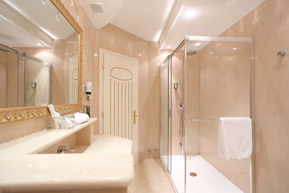 Cityhotel Goldener Adler B&B — Chiusa — photo 4