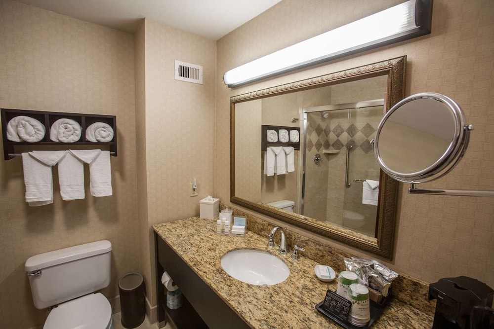 Hampton Inn & Suites Stillwater - photo 45