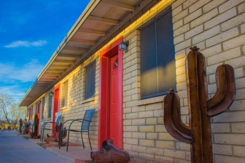 Stagecoach Suites - photo 50