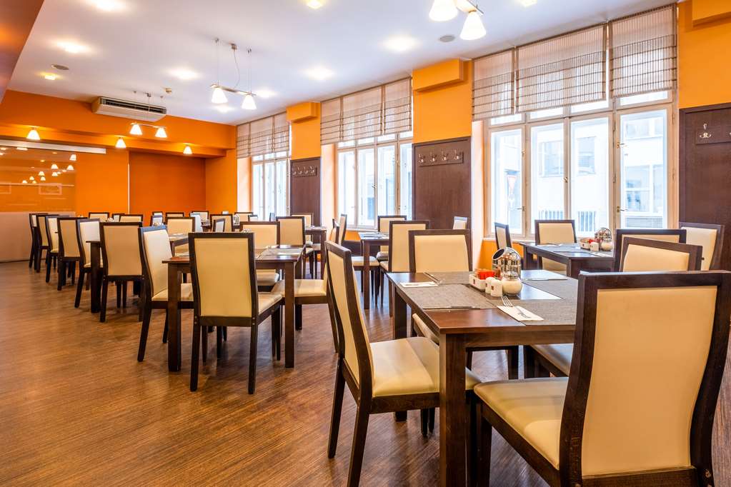 מזון ומשקאות