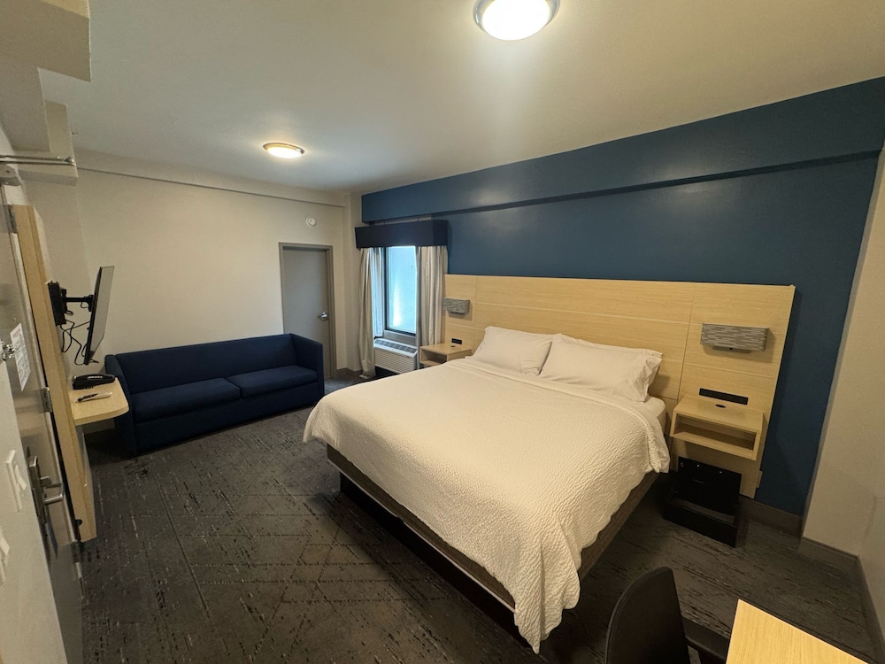 Holiday Inn Express & Suites Atlanta Downtown by IHG - photo 41