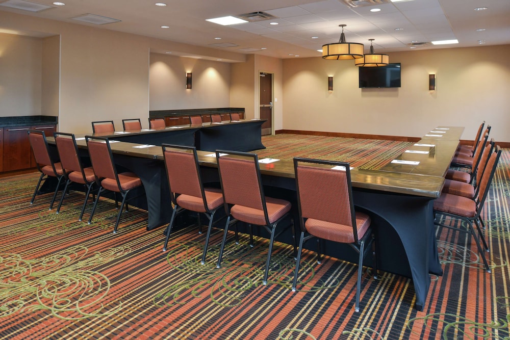 Hampton Inn Frederick - photo 54