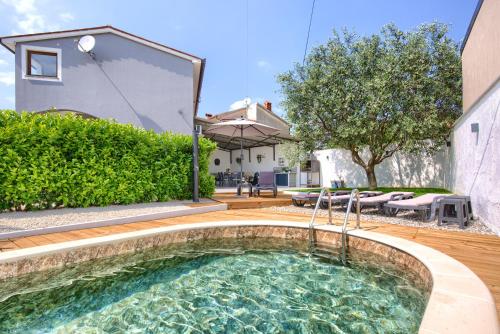 House Loborika 2227 — 4-Star Luxury Hotel in Marcana, Croatia